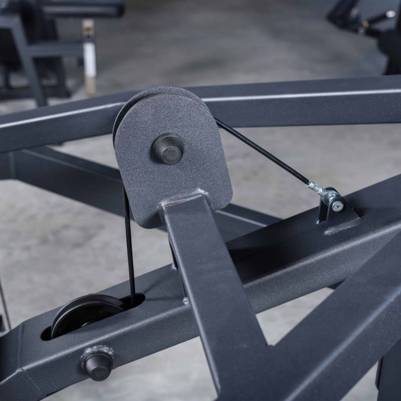 A2013 Наклонный грудной жим. Стек 100 кг