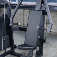 A2008 Жим от груди вертикальный. Стек 100 кг